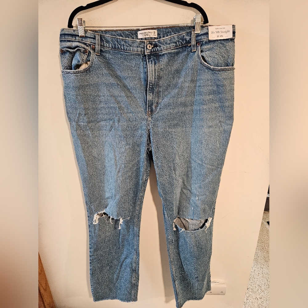 Abercrombie & Fitch The '90s Straight Jeans